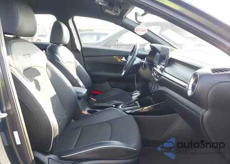 2021 Kia Forte Gt-Line из США, поврежденный, VIN 3KPF34AD5ME282322